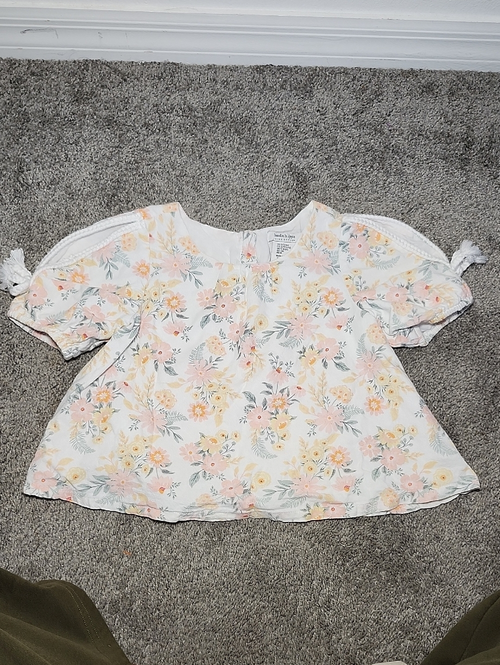 Haute Hippie Floral Puff-Sleeve Blouse in White, Pink, Yellow